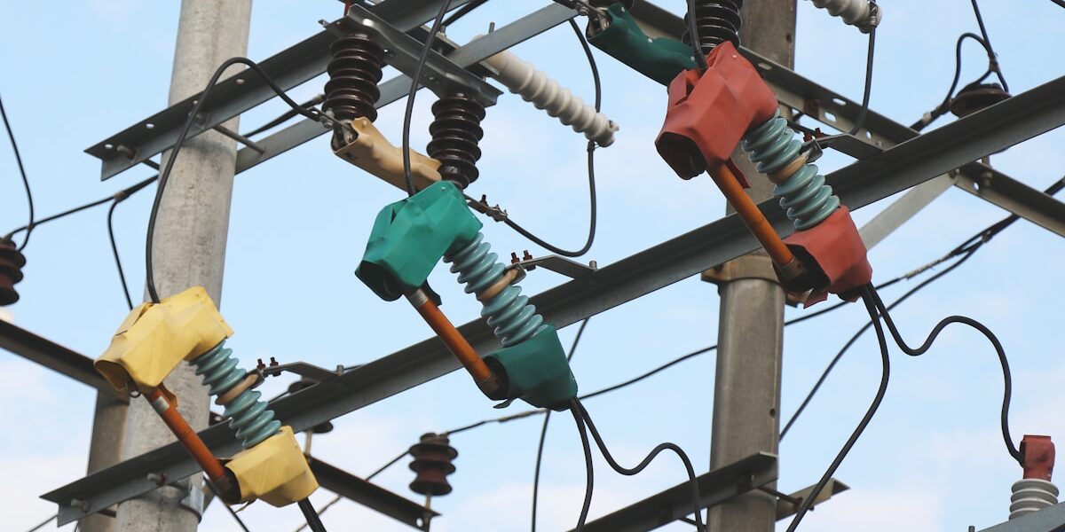 11kV vs 33kV Lightning Arrester 11kV vs 33kV Lightning Arrester Comparison