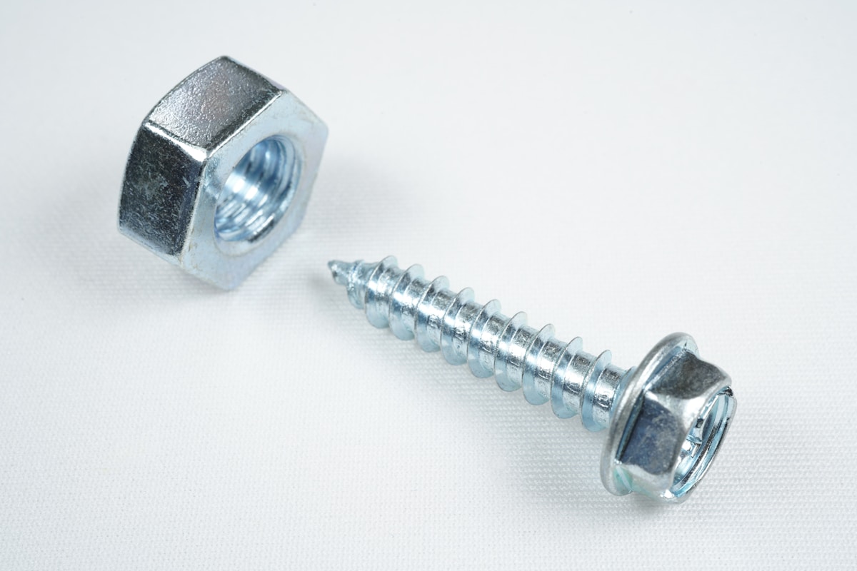 no wrench screw anchor Where No-Wrench Anchors Beat Traditional Screw Anchors